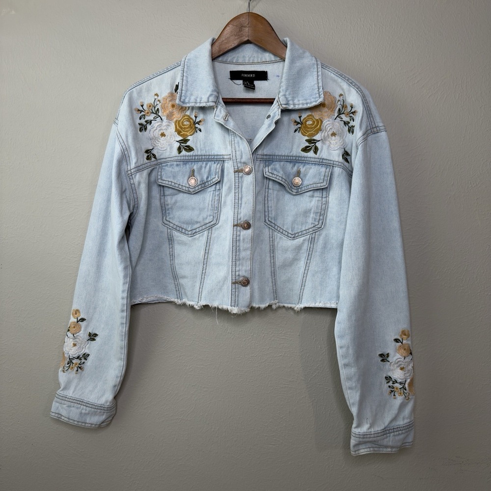 Y2K Forever 21 Women M Jacket LightWash Denim Embroidered Floral Retro Boho Crop